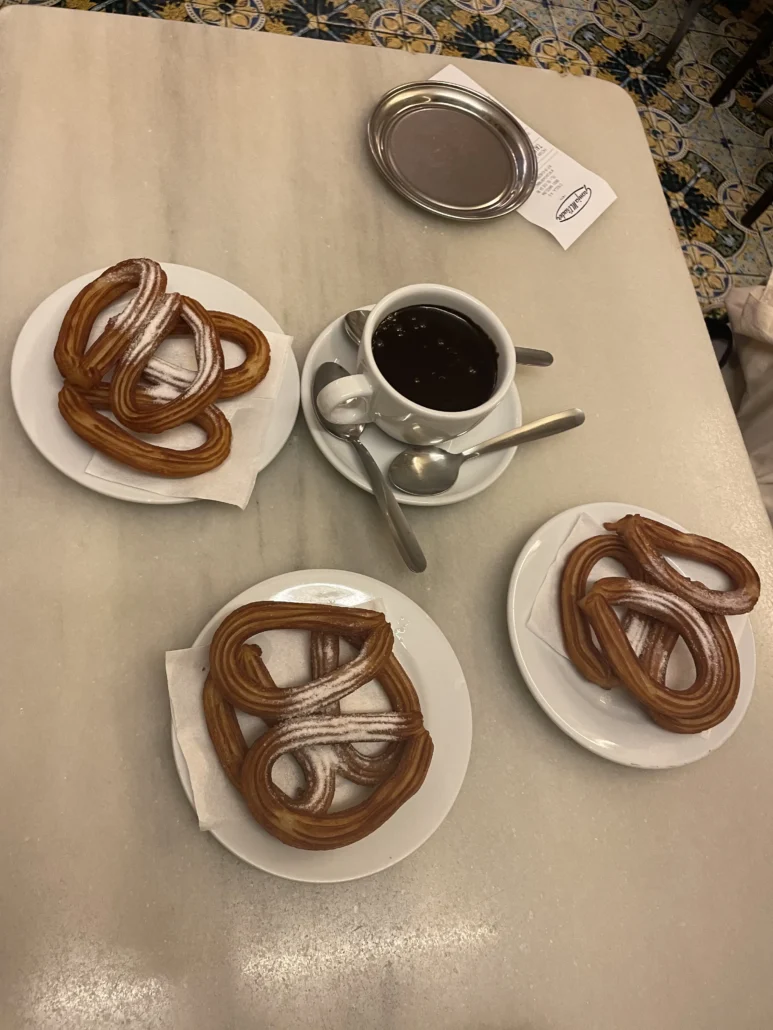 Churros con chocolat