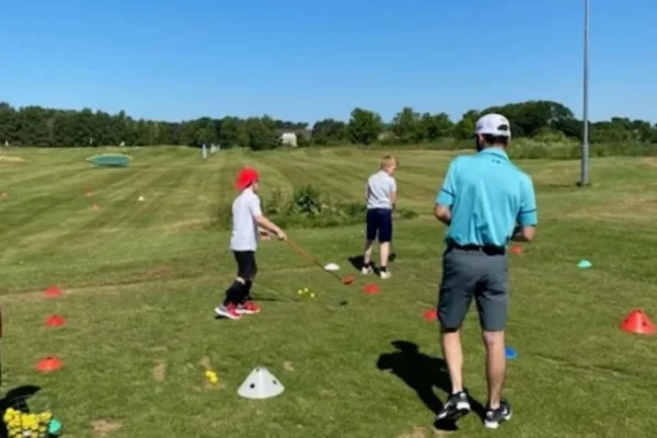 Coaching-golf-to-local-kids-at-Elmwoods-golf-course-774x1030 Coaching-golf-to-local-kids-at-Elmwoods-golf-course