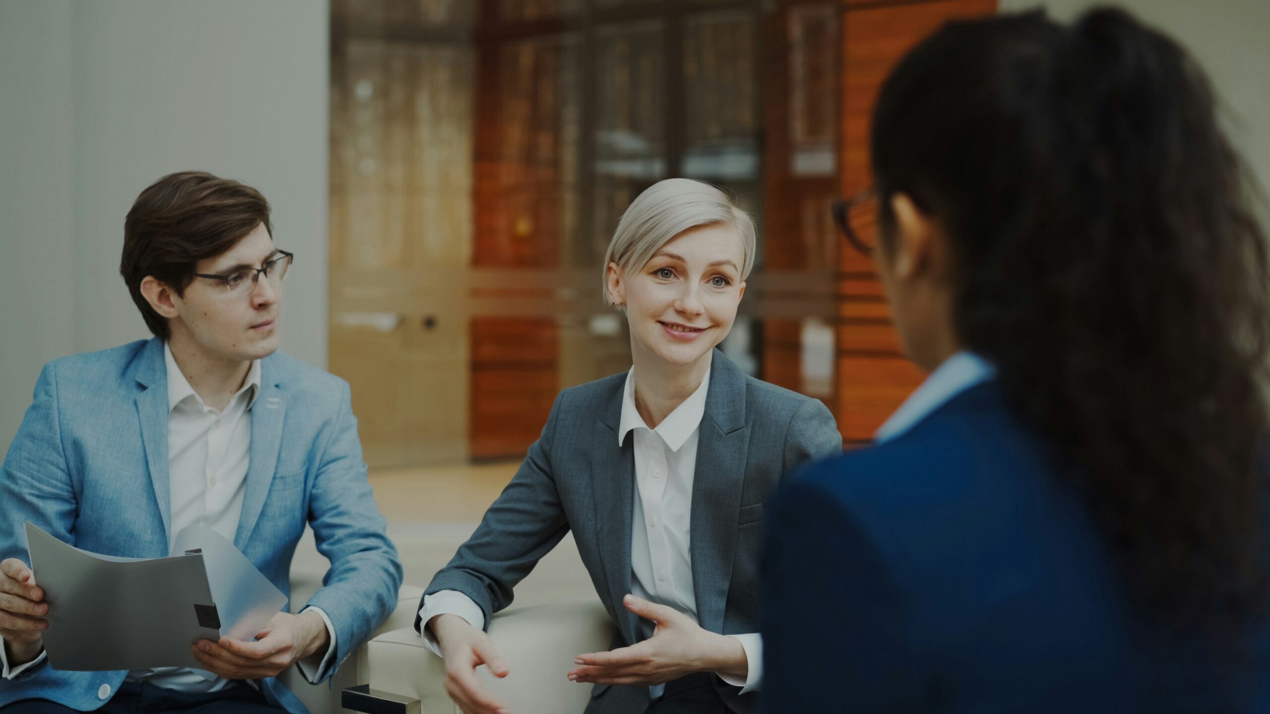 Recruiter panel evaluating candidate skills and career competencies during an interview